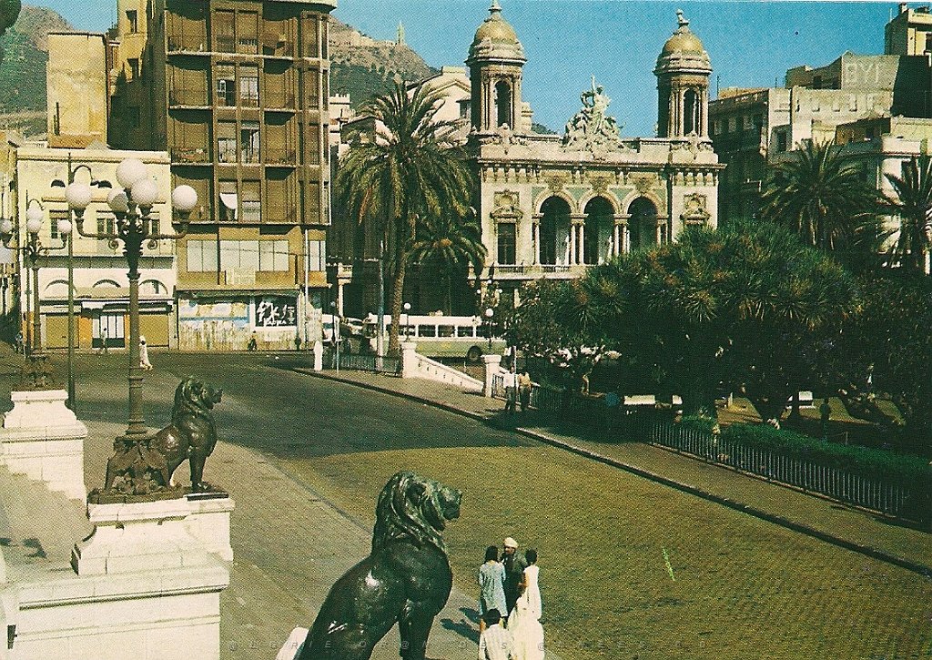267-l'opera depuis la mairie.JPG